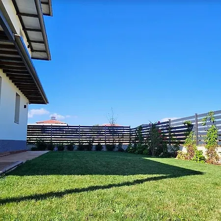 3-bedroom In Lozenets, Burgas, Bulgaria Lozenets